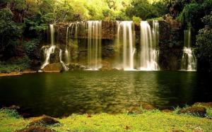 Beautiful-Natural-waterfall-900x1440[1]