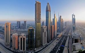 Downtown-Dubai-Widescreen-900x1440[1]